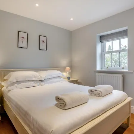 4 Bed In Catterick Oc-y33625 *