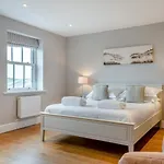 4 Bed In Catterick Oc-y33625 * Catterick Bridge