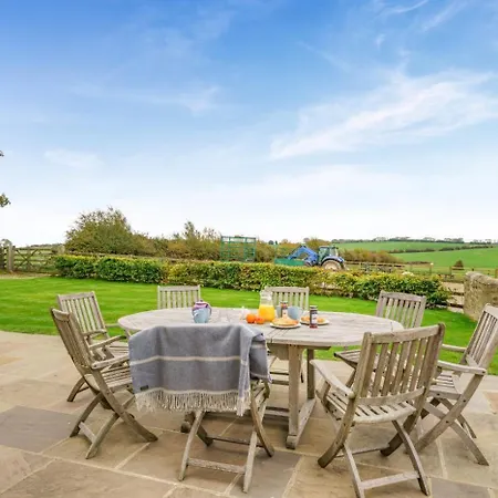 4 Bed In Catterick Oc-y33625 Holiday home