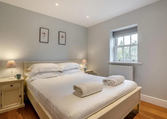 4 Bed In Catterick Oc-y33625 *