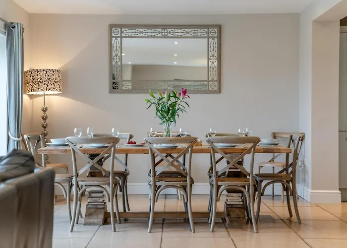 4 Bed In Catterick Oc-y33625 *